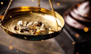 如何理解货币贬值对贵金属的影响？这种影响如何应对？