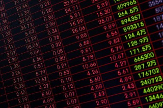 期货原油是什么如何认知期货原油的特性？这些特性对能源市场有何影响？