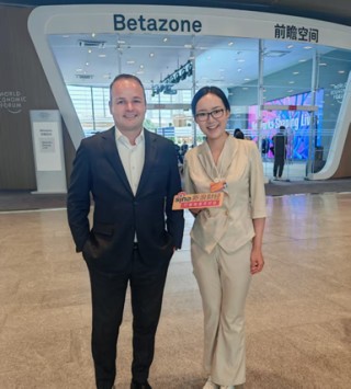 独家对话世界经济论坛会议运营总监：2025年新领军者年会背后的故事