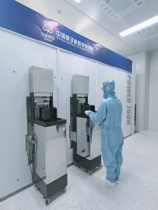 科技日报：我国芯片制造核心装备取得重要突破