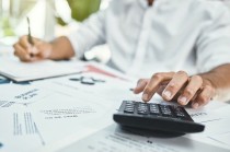 动作频频！鼎和财险刚资本公积转增资本又现股权划转，百亿保费目标进入冲刺期