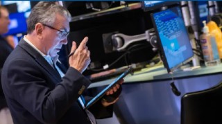 盘前：纳指期货涨0.61% 能源股下滑