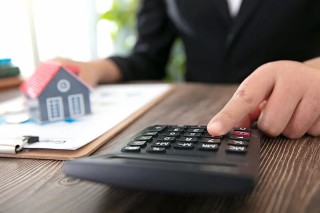 姚劲波：建议新购房贷利息按每月3000元纳入个税扣除｜两会观察