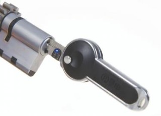 智能投顾初探：银行提供的自动化投资咨询服务?