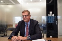 四万亿美国资产管理巨头路博迈：一直高配中国