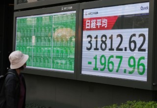 特朗普制造了一场“人祸”