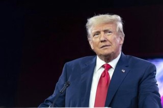 昨夜今晨国际外盘头条一览_2025年4月8日_财经新闻