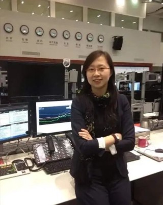 新华基金前董事长翟晨曦被传“进去了”｜债券女王半生传奇（4千字长文）