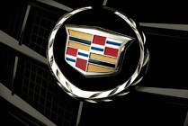 汽车保养用全合成机油还是半合成？