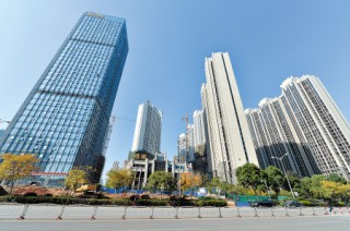 如何了解个人公积金的查询渠道？这些查询渠道有什么特点？