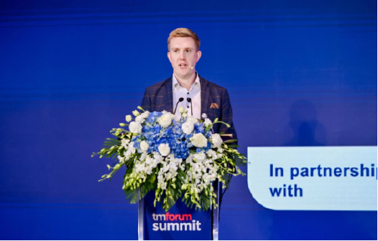 亚信科技、TMF联合举办2025北京峰会 引领数字跃升 共建“数智共同体”  第2张 亚信科技、TMF联合举办2025北京峰会 引领数字跃升 共建“数智共同体”  第2张