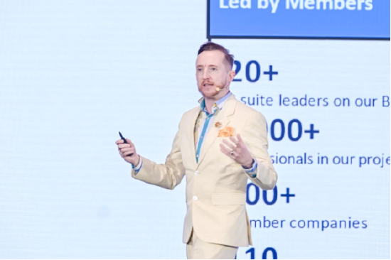 亚信科技、TMF联合举办2025北京峰会 引领数字跃升 共建“数智共同体”  第7张 亚信科技、TMF联合举办2025北京峰会 引领数字跃升 共建“数智共同体”  第7张