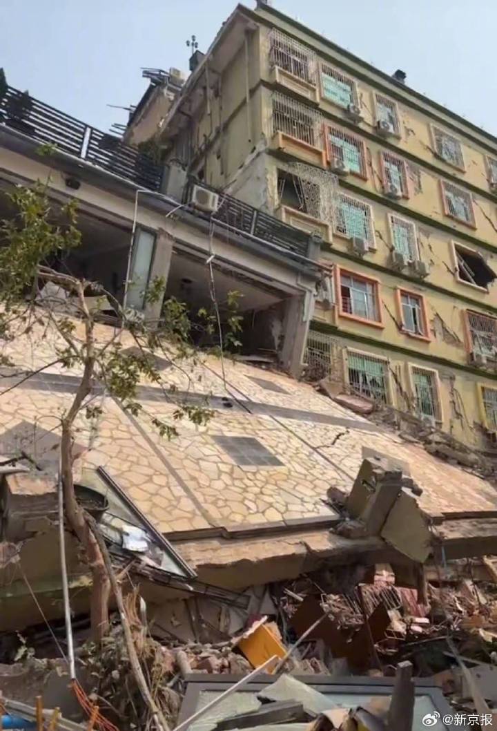 亲历者讲述缅甸震后一夜：多人受伤失联，救援急需大型机械设备  第1张