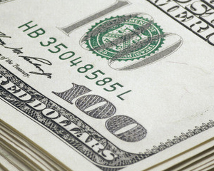 美金怎样进行更合理的兑换?美金兑换的汇率波动有哪些影响因素?  第1张 美金怎样进行更合理的兑换?美金兑换的汇率波动有哪些影响因素?  第1张