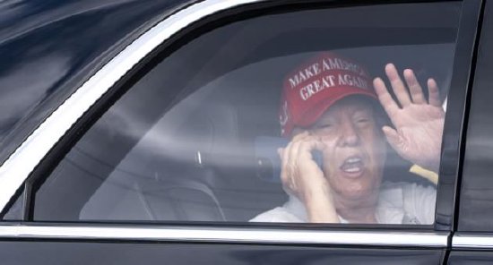 美股“血崩”之际 特朗普忙着打高尔夫  第1张