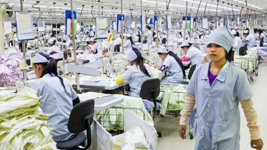 特朗普对柬埔寨开出最高关税 但制造业“绝无可能”回流美国  第1张