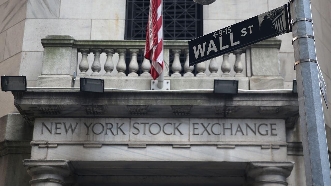 如何理解股市中的封板行为？这种行为对市场有哪些影响？  第1张