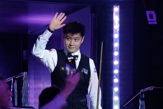 赵心童夺冠创历史!中国首位斯诺克世锦赛冠军!  第1张 赵心童夺冠创历史!中国首位斯诺克世锦赛冠军!  第1张