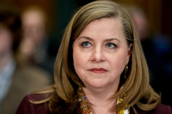 参议院委员会首肯鲍曼出任美联储监管副主席 距离最终确认更进一步  第1张 参议院委员会首肯鲍曼出任美联储监管副主席 距离最终确认更进一步  第1张