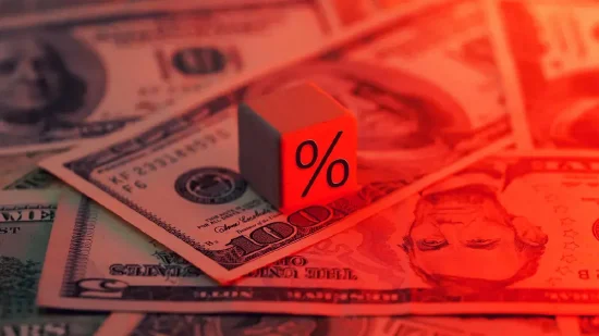 美联储预计再次暂停降息 关税引发美联储“政策死结”  第1张 美联储预计再次暂停降息 关税引发美联储“政策死结”  第1张