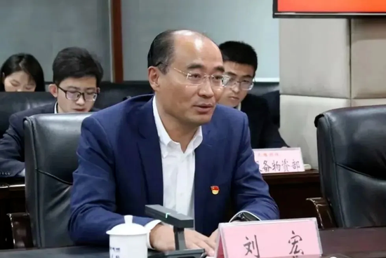 兴业银行中层换防 涉及总行多部门和一级分行  第3张