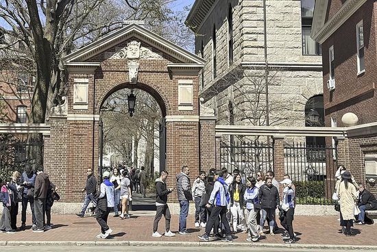 白宫施压哈佛 美媒批评其“目光短浅”  第1张 白宫施压哈佛 美媒批评其“目光短浅”  第1张