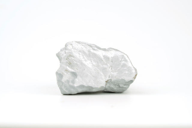 如何对比黄金与白银价格？价格差异的原因是什么？  第1张