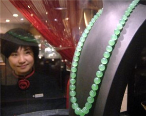 如何评估珠宝玉石交易情况？评估珠宝玉石交易需注意什么？  第1张