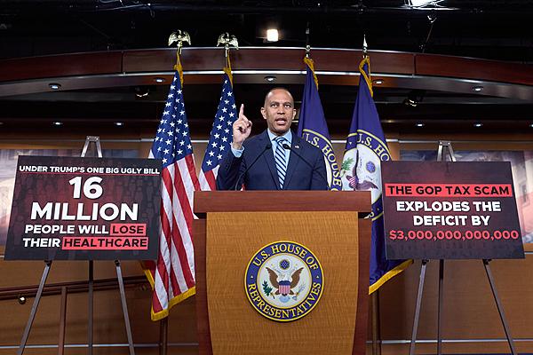 “特朗普联盟正在分崩离析,这不仅与马斯克有关”  第2张 “特朗普联盟正在分崩离析,这不仅与马斯克有关”  第2张