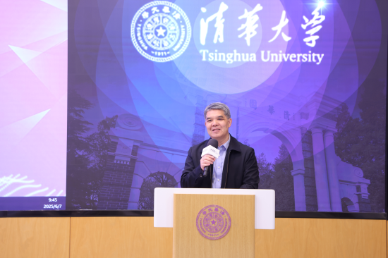 黄汉权：提振消费是供给侧结构性改革的重点  第1张