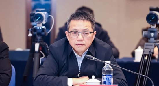 茅台集团重大人事变动:向平、张贵超已出任茅台集团党委委员  第2张 茅台集团重大人事变动:向平、张贵超已出任茅台集团党委委员  第2张