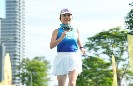 贵人鸟吕秀兰：美好生活，就这么跑着跑着，自然而来  第2张