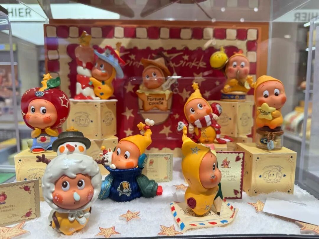 资本市场,被潮玩“坑”怕了  第2张 资本市场,被潮玩“坑”怕了  第2张