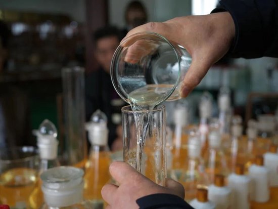 五粮液三季报的“雷”,早在20年前就埋下了  第18张 五粮液三季报的“雷”,早在20年前就埋下了  第18张