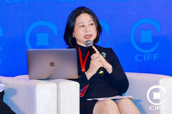 华东政法大学李文莉：上海推动自贸离岸债发展，有利于推进人民币国际化进程  第1张