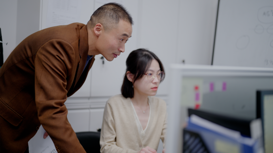 金融时报：央行人的“零点时刻”  第1张