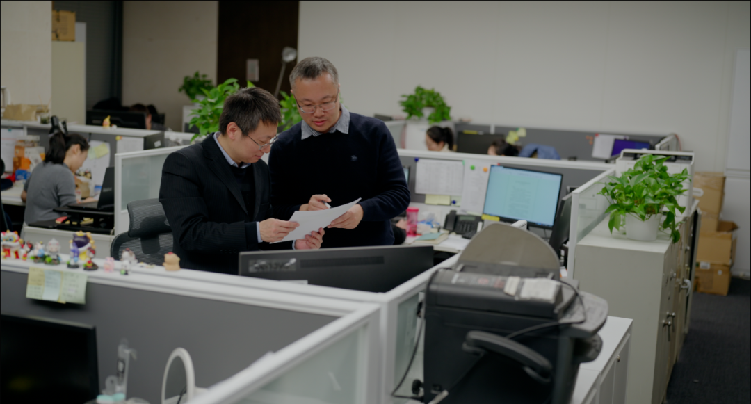 金融时报：央行人的“零点时刻”  第2张