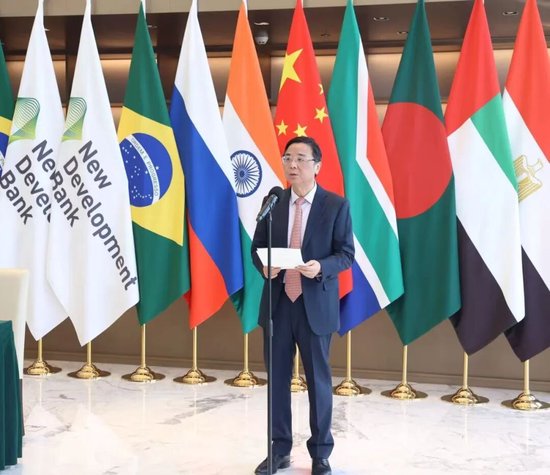 上海农商银行与新开发银行签署绿色金融合作协议  第2张