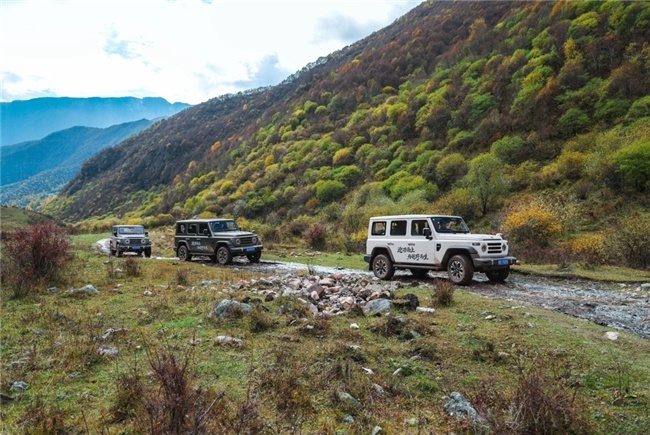 212越野车：从中国越野图腾到全球探索伙伴的进阶之路  第4张