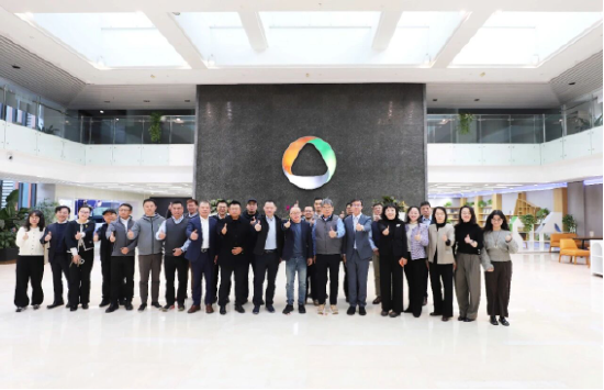 亚信科技、ABB机器人联合成立“具身智能实验室”共筑Physical AI新范式  第2张