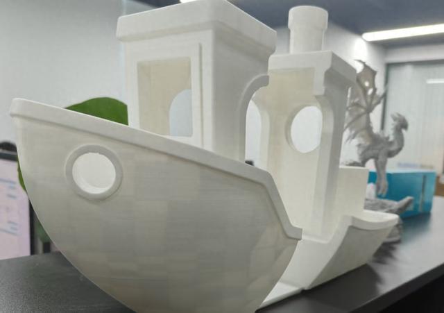 成立5年营收破百亿，3D打印厂商拓竹给员工母校捐1亿元  第1张