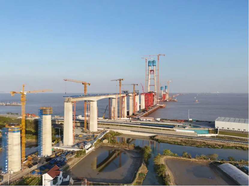 杭州湾跨海铁路大桥攻克五项“世界第一”挑战 2027年底具备开通条件  第1张