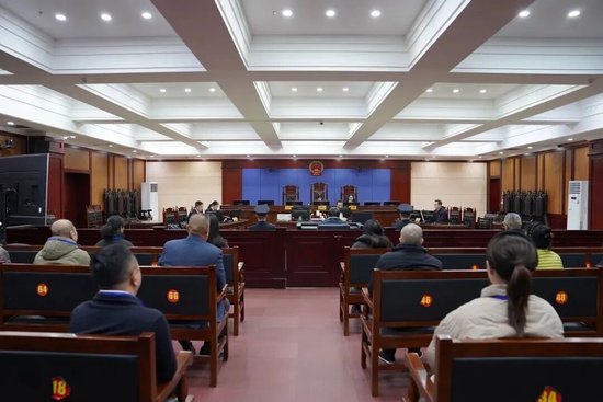 医院院长因受贿被判死刑，上市公司信邦制药涉及其中  第1张