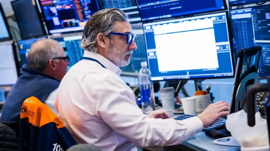 开盘：美股周五开盘涨跌不一 1月核心CPI创5年新低  第1张