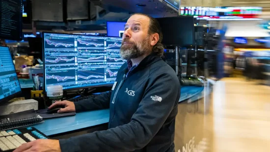 早盘：美股走高 美最高法院驳回特朗普关税政策  第1张