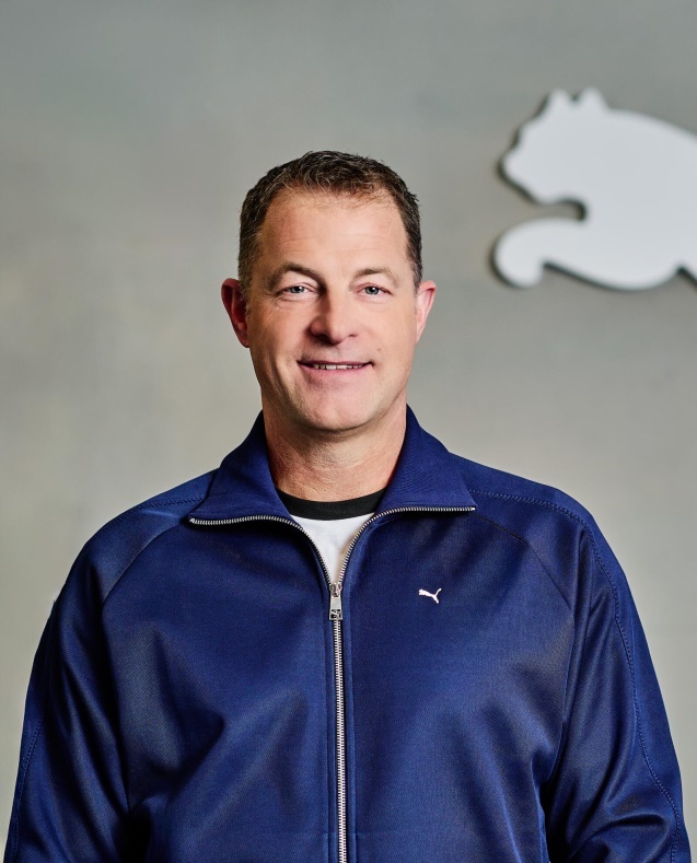 “卖得一般但底子还在，就等安踏出手” 彪马2025财年营收下降8%，拟取消分红  第1张