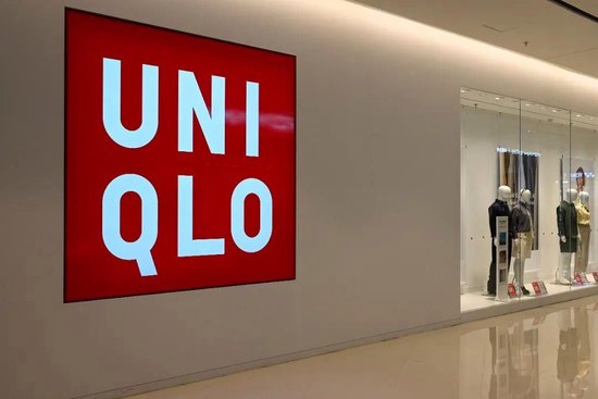 顾客因在优衣库“摸包”“逛店久”被指控偷窃,报警自证清白,门店回应 第1张 顾客因在优衣库“摸包”“逛店久”被指控偷窃,报警自证清白,门店回应 第1张