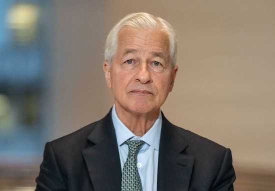 华尔街大行私募信贷敞口达1000亿美元 杰米·戴蒙称“不是特别担心” 第1张 华尔街大行私募信贷敞口达1000亿美元 杰米·戴蒙称“不是特别担心” 第1张